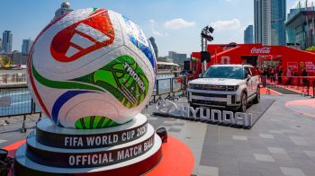 ฮุนได ผนึก โคคา-โคล่า หนุนถ้วย FIFA World Cup™ Trophy ของจริงถึงไทย ในฐานะ Mobility Partner