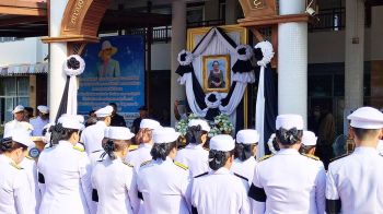 ประจวบฯเปิดกิจกรรม  “Quick Win 100 วัน”  ร่วมถวายความอาลัย