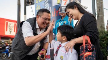 ธนพร-ปชป. ปลุกเลือกตั้งสุจริต สกัด ทุนเทา หยุดส่งต่อมรดกบาปให้ลูกหลาน