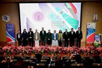 อว. ผนึกคณะทูตเยือน มมส ชู ‘การทูตวิทยาศาสตร์’ ยกระดับนวัตกรรมท้องถิ่นสู่สากล