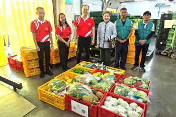 โก โฮลเซลล์ - มูลนิธิ วีวี แชร์ ส่งต่ออาหารส่วนเกินสู่กลุ่มเปราะบาง เสริมความแกร่งการจัดการ Food Waste