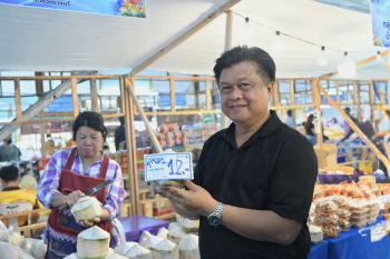 DIT เร่งดูดซับมะพร้าวน้ำหอม \'กลาง-ใต้\' ดึงห้าง-ตลาดกลางเข้าซื้อ พร้อมเปิดจุดขายทั่วกรุงเทพ