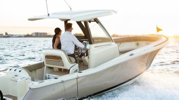 MGC-MOBILIFE จัด ‘TRIAL IN LOVE’ ล่องเรือสุดเอ็กซ์คลูซีฟ รับเดือนแห่งความรัก