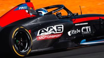 ดาวรุ่งไทย ‘เติ้น ทัศนพล’  อุ่นเครื่อง FRMET กาตาร์ ก่อนลุยศึก FIA F2