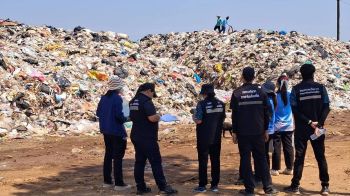 รายงานพิเศษ : อำนาจเจริญงัดกฎเหล็กคุมไฟไหม้บ่อขยะดงสีบู บรรเทาเดือดร้อนที่ซ้ำซาก แก่ประชาชนในพื้นที่