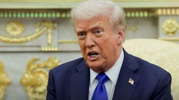 ‘ทรัมป์’ยอมถอย หั่นกำแพงภาษีเหลือ10% หลังศาลสูงสหรัฐชี้ผิด