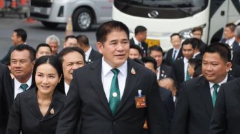 ด่าแรงสุดเลว ‘ผู้กอง’ดักคอคนทิ้งกธ. ปชป.อุบไต๋ร่วมรัฐบาล