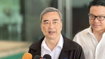 ล็อกเป้าทุบทุนเทา-สแกมเมอร์ ‘มาร์ค’ลุยงานฝ่ายค้าน ยอมรับไม่ได้ถูกเชิญร่วมรบ. ‘ธรรมนัส’ขอจับมือเพื่อชาติ