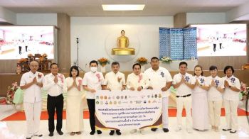 รวมพลังศรัทธาต่อเนื่องปีที่ 22 ชาวพุทธถวายสังฆทาน 323 วัดชายแดนใต้ และมอบทุนครูใต้