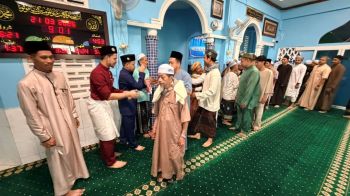 เบตงคึกคัก! ชาวไทยมุสลิมร่วมฉลอง \'ฮารีรายออีฎิ้ลฟิตรี\' แน่นมัสยิดบ้านกาแป๊ะฮูลู