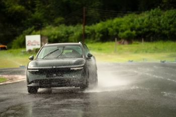 ‘ZEEKR’ คว้า 2 รางวัลรถยอดเยี่ยมแห่งปี จาก GPI Car of the Year 2026