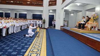 ในหลวง-พระราชินี เสด็จฯ รับการถวายสัตย์ปฏิญาณ ทหาร-ตำรวจ ชั้นนายพล ปี 68