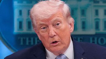 ส่งเรือรบเข้ายึด‘ฮอร์มุซ’ ‘ทรัมป์’คลั่ง! ไม้ตายบีบคอหอยอิหร่าน ทำเรือลอยเคว้ง800ลำ