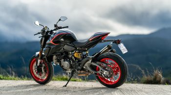 The New Ducati Monster   มอบส่วนลดสูงสุด 1 แสนบาท!!