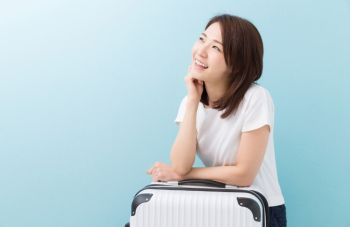 10 สิ่งต้องเตรียมไปต่างประเทศ เช็กลิสต์ให้พร้อมก่อนบิน