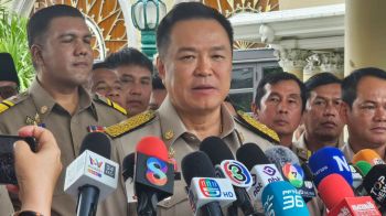 นายกฯ ยันใน มหาดไทย ไม่มีปัญหา-ทำงานกลมเกลียว เป็นสิงห์สีธงชาติไทย