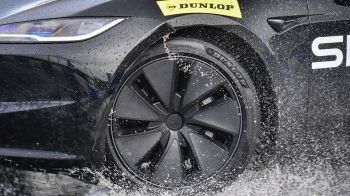 DUNLOP เปิดตัวยาง SPORT MAXX LUX