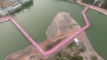 กรมโยธาฯ ยกระดับ \'พรุคลองควาย\' จากพื้นที่รับน้ำ สู่แลนด์มาร์กเมืองคุณภาพแห่งใหม่ของสุราษฎร์ธานี