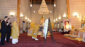 คณะสงฆ์ญี่ปุ่นสวดพระพุทธมนต์ ถวายพระราชกุศลแด่พระบรมศพ สมเด็จพระพันปีหลวง