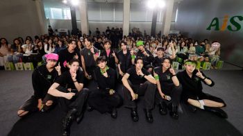 BUS because of you i shine แท็กทีม BEUS บุก AIS SIAM ระเบิดสมรภูมิความมันส์ในงาน AIS 5G BATTLEVERSE