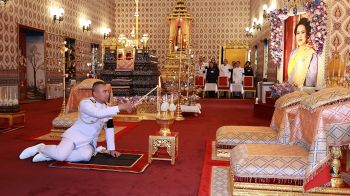 ราชสกุลจิตรพงศ์ ราชสกุลอนรถ พร้อมคณะต่างๆ บำเพ็ญพระราชกุศล ถวายพระบรมศพ สมเด็จพระพันปีหลวง