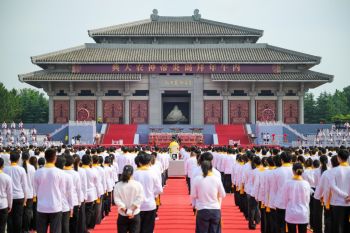 ‘เมืองสุยโจว’ จัดพิธีสักการะ ‘จักรพรรดิเหยียน’ สืบสานมรดกภูมิปัญญาทางวัฒนธรรมระดับชาติ