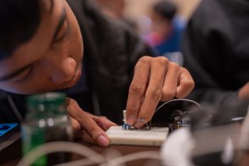 ดีป้ายกระดับทักษะ ‘Coding – AI’ เยาวชนไทย เฟ้นหาตัวแทนรอบภูมิภาคสู่เวทีระดับประเทศ