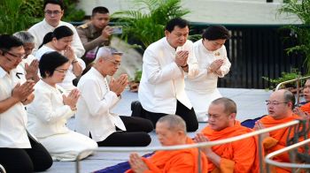 ปลัดกทม.นำซ้อมตักบาตรทางเรือ งาน ‘สายน้ำแห่งชีวิตฯ’