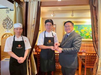 จุลพันธ์ เดินสายญี่ปุ่น ตรวจเยี่ยม Jasmine Thai ชูต้นแบบร้านอาหารไทยมาตรฐานสูง พร้อมยกระดับแรงงานไทยในต่างแดน