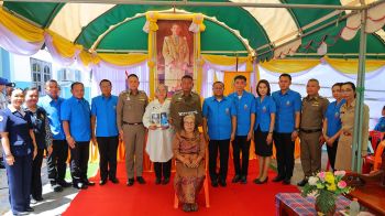 มูลนิธิราชประชานุเคราะห์ฯ มอบสิ่งของ พระราชทานผู้ประสบอัคคีภัยอ.สุวรรณภูมิ