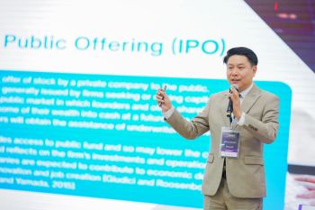 DPU เปิดเวที SMART ครั้งที่ 8 ผศ.ดร.กุลบุตร เจาะอนาคต IPO กลุ่มสุขภาพและชีวเภสัชภัณฑ์อาเซียน