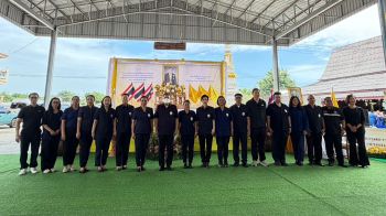 ปทุมธานีเปิดคลินิกเกษตรเคลื่อนที่ฯ เฉลิมพระเกียรติ ร.10