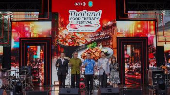 รมต.ประจำสำนักนายกฯ นำทัพเปิด Thai Street Gold Star Roadshow 3 จังหวัดต้นแบบ
