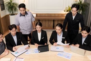 พลัส พร็อพเพอร์ตี้ เผยทิศทางธุรกิจ Property Management พร้อมกางกลยุทธ์ ครึ่งปีหลัง เดินหน้าบุก Luxury Management – เสริมแกร่งธุรกิจใหม่