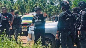สั่งปิดล้อมล่าคนร้าย  ยิงดับ2ตร.  ปะทะเดือดที่ตากใบ