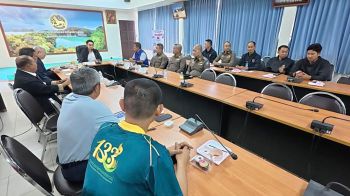 มท.4 ลงพื้นที่ อ.เกาะสมุย รับฟังปัญหา พร้อมแก้ปัญหาวิกฤตน้ำประปาไม่ไหล