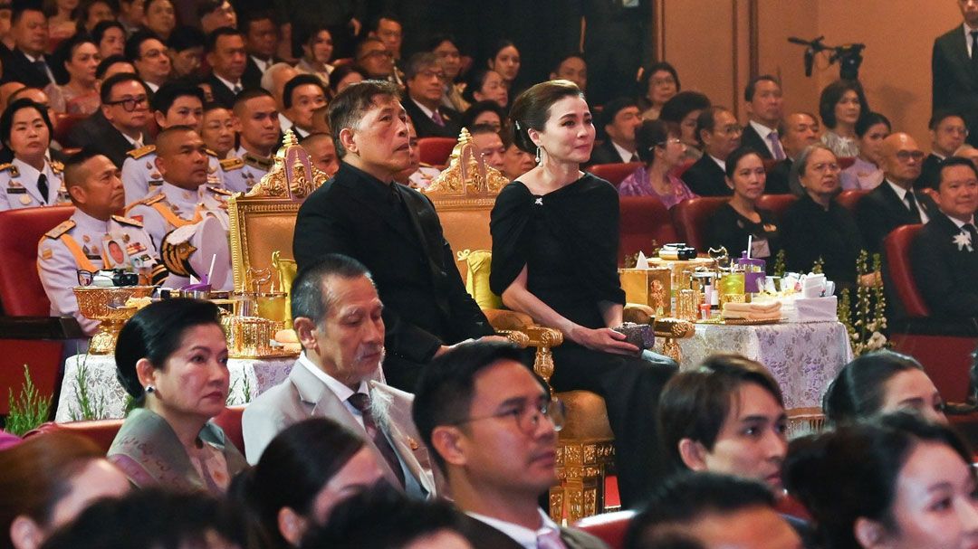 ในหลวง-พระราชินี ทอดพระเนตร การแสดงเฉลิมพระเกียรติฯ Edelweiss : พราวพร่างกลางดวงใจ