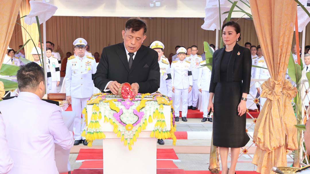 ในหลวง-พระราชินี ทรงเปิดอาคารที่ทำการศาลจังหวัดพระประแดง