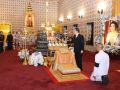 ‘ในหลวง-พระราชินี‘ ทรงบำเพ็ญพระราชกุศลถวายพระบรมศพ \'พระพันปีหลวง\'  วันที่ 3