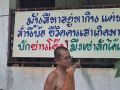 พระเหลืออด! เขียนป้ายยินดีต้อนรับ ‘ซานโต๊ด\' นักลัก ขโมยทุกอย่างที่ขวางหน้า