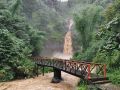 ฝนถล่มทองผาภูมิทั้งคืน! น้ำป่าหลาก \'น้ำตกจ๊อกกระดิ่น\' สั่งห้ามเล่นน้ำเด็ดขาด