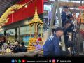 กองทัพเรือ อัญเชิญเรือพระที่นั่งนารายณ์ทรงสุบรรณ รัชกาลที่ 9 ลงน้ำเพื่อเตรียมการในการจัดขบวนพยุหยาตราทางชลมารค
