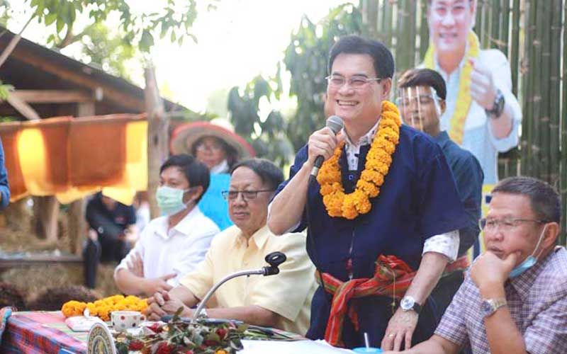 ‘จุรินทร์-อิสสระ’ นำ หว่านข้าวร่วมชาวนาอีสาน ติดตามโครงการประกันรายได้เกษตรกร
