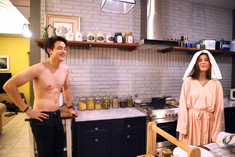 คืนนี้มีฟิน ‘เจมส์-จิรายุ’ เสิร์ฟเน้นๆ นมชมพู