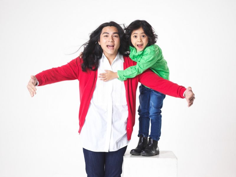 'แน็ก ชาลี' ควง'อาเธอร์' พรีเซนเตอร์ 'Playmore'