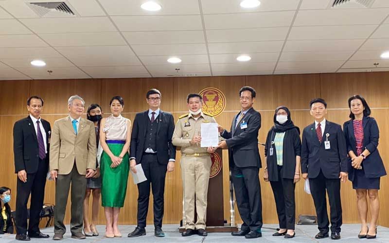 ‘สิระ’จูงมือ‘โรม’ชงยื่นร่างพ.ร.บ.ป้องกันและปราบปรามการทรมาน-อุ้มหาย