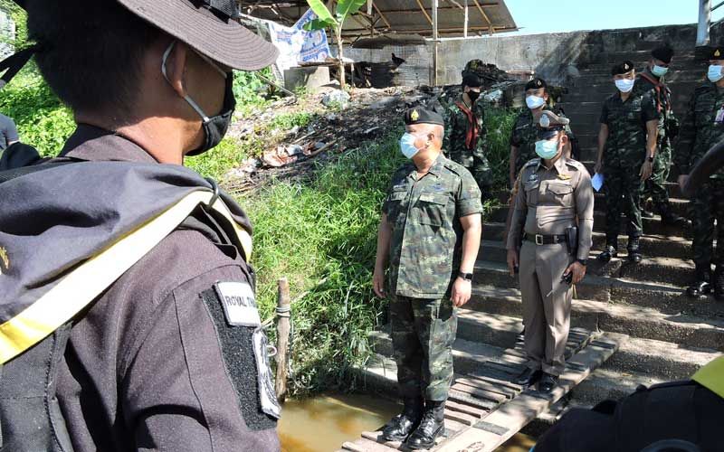 รอง มทภ.4ตรวจด่านชายแดนไทย-มาเลเซีย ย้ำทหารคุมเข้มช่องทางธรรมชาติ