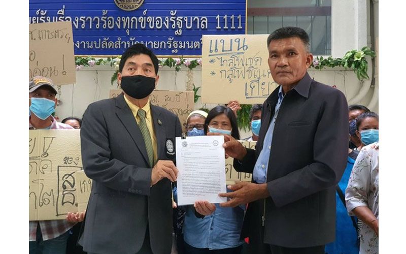 เกษตรกร บุกทำเนียบ ยื่นหนังสือร้องนายกฯ แบน ‘สารไกลโฟเซต-กลูโฟซิเนต’