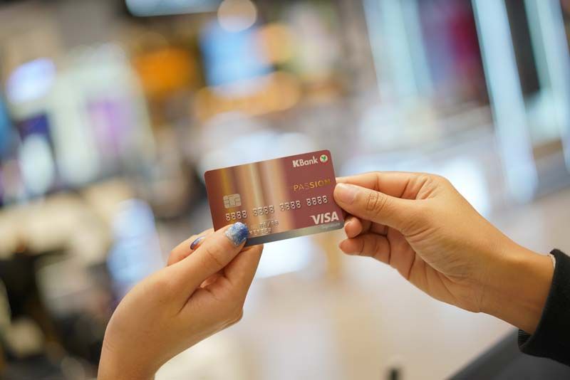 ยอดรูดบัตรเครดิตพุ่ง30-40%  ประชาชนจับจ่ายเพิ่มหลังคลายล็อก