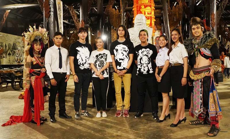 ‘อเล็กซ์’นำทีม‘ภณ-ไอซ์-อุ้ม’จากละคร‘เก็บแผ่นดิน’ เดินหน้าทำกิจกรรมเสวนา‘เก็บแผ่นดินที่ชุ่มชื้นคืนมา’